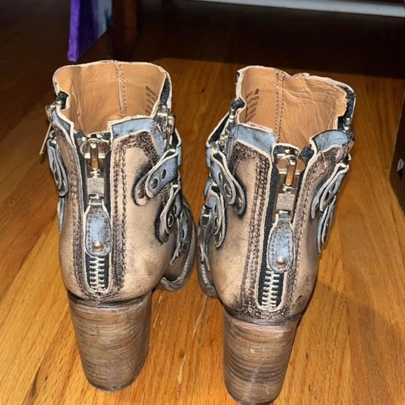 Freebird Metallic Heeled Boots - Picture 2 of 4